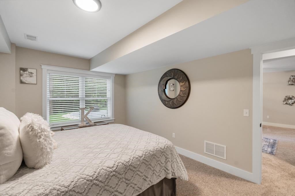 2155 Woodside Drive Unit: 13