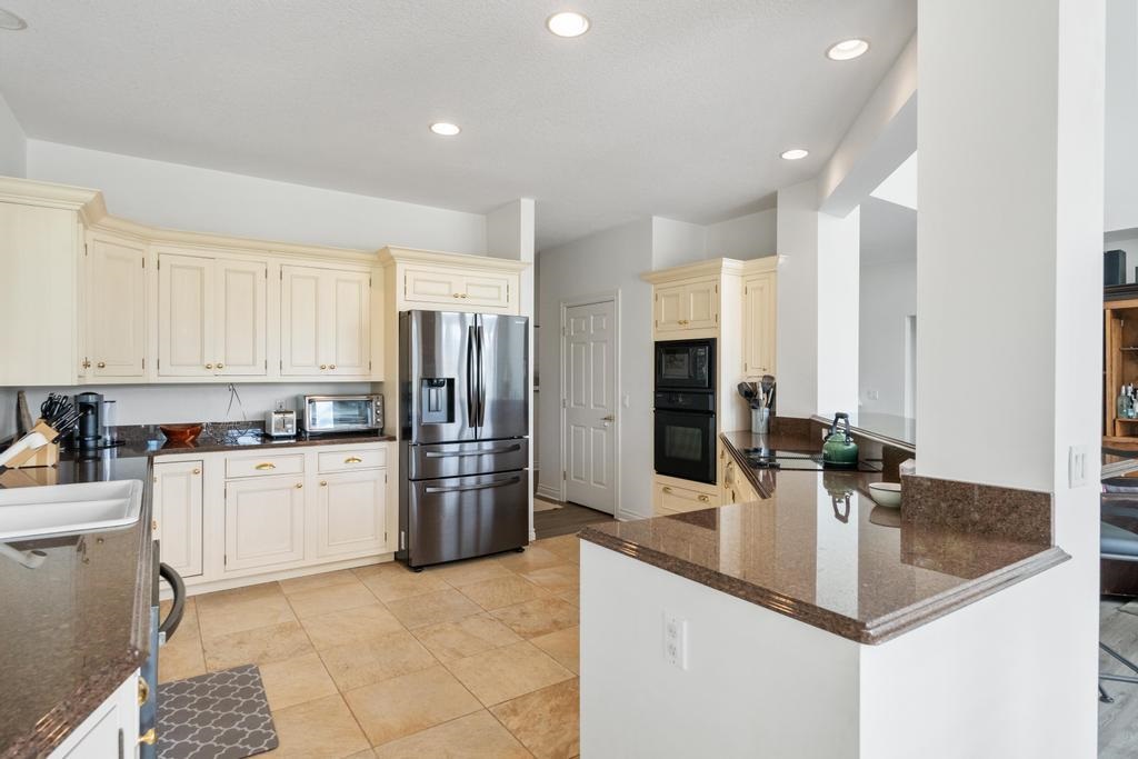 6331 Quarry View Drive Unit: 5