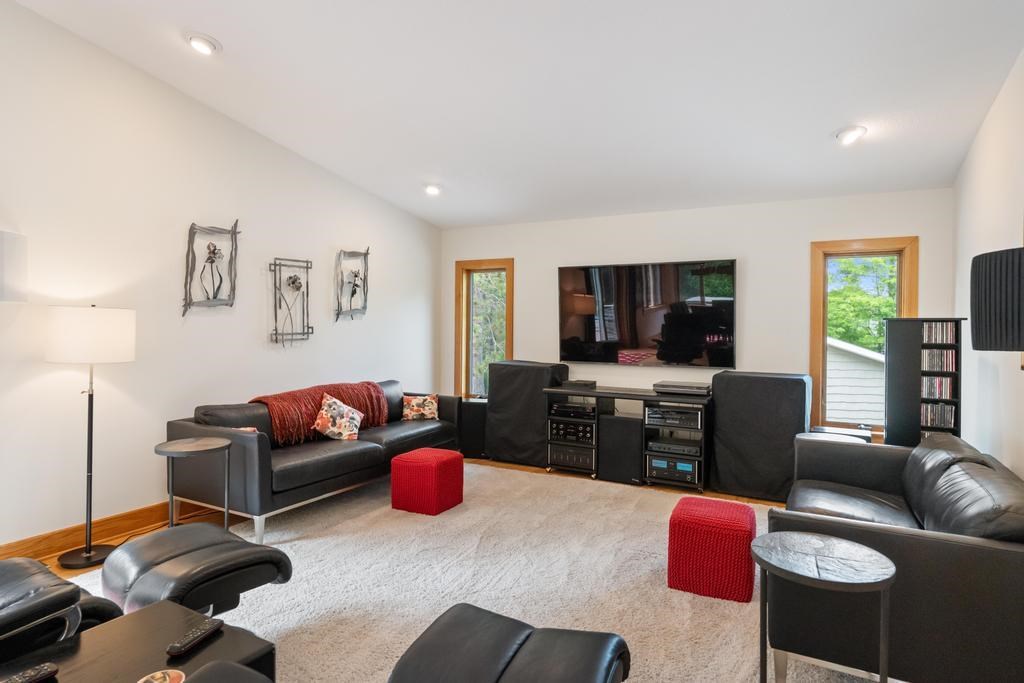 8715 Curtis Lane
