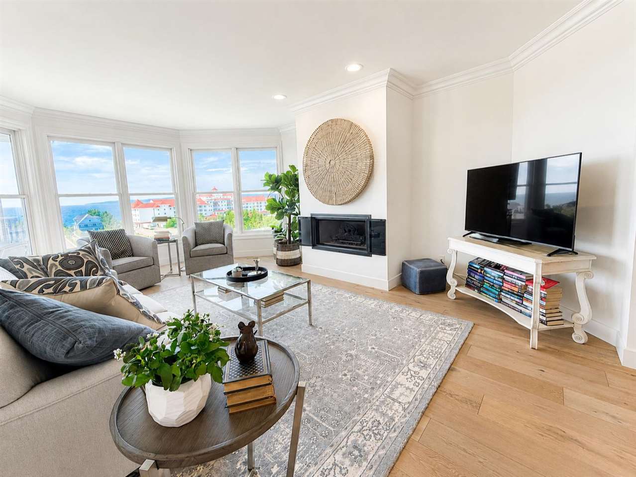 3676 Cliffs Drive Unit: 97