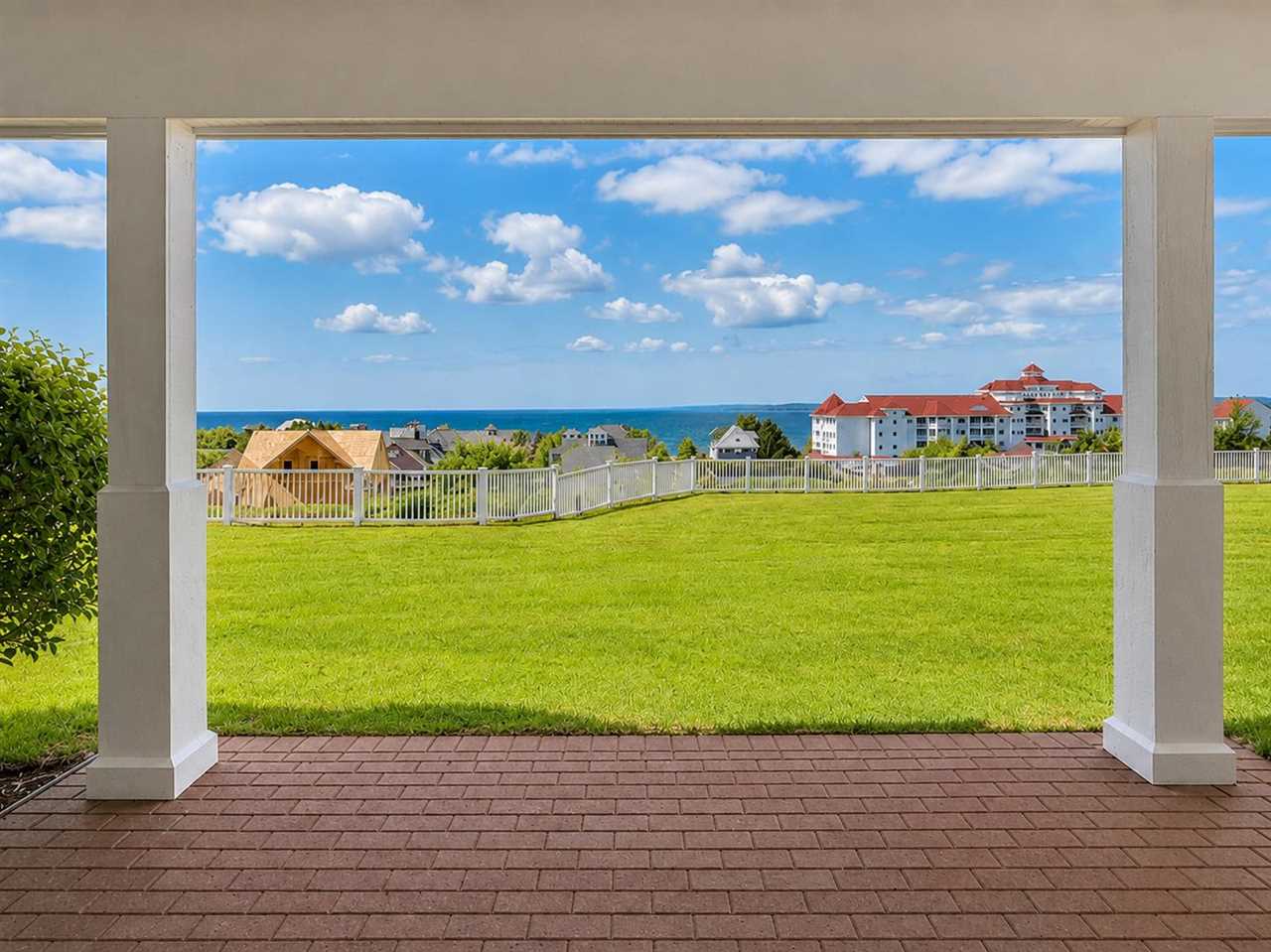 3676 Cliffs Drive Unit: 97