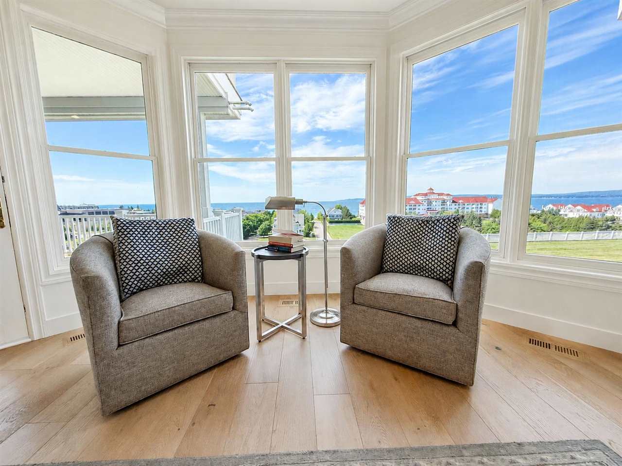 3676 Cliffs Drive Unit: 97