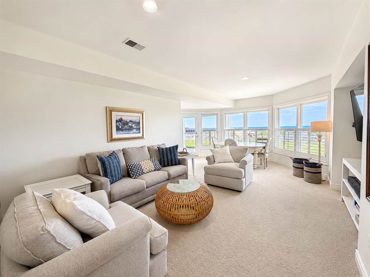 3676 Cliffs Drive Unit: 97