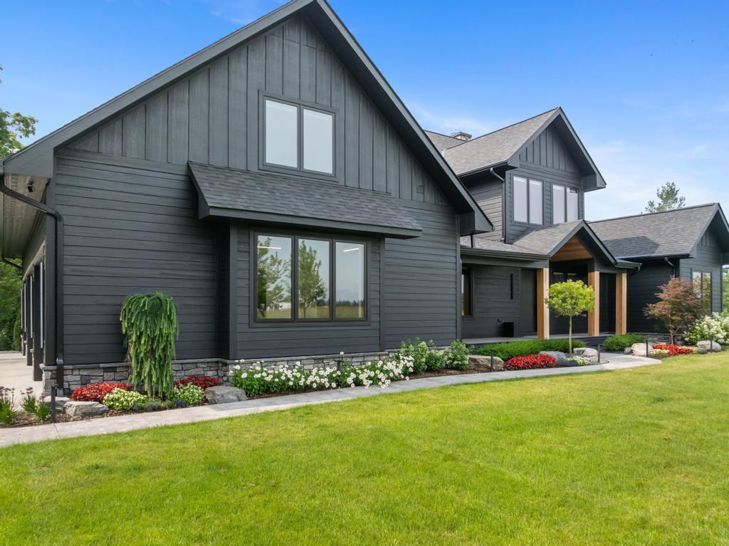 7825 Lindy Lane