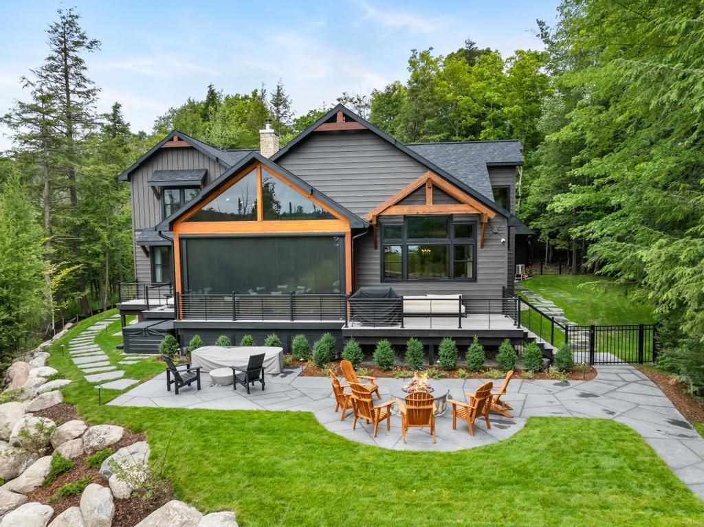 2342 Eagle Island Road