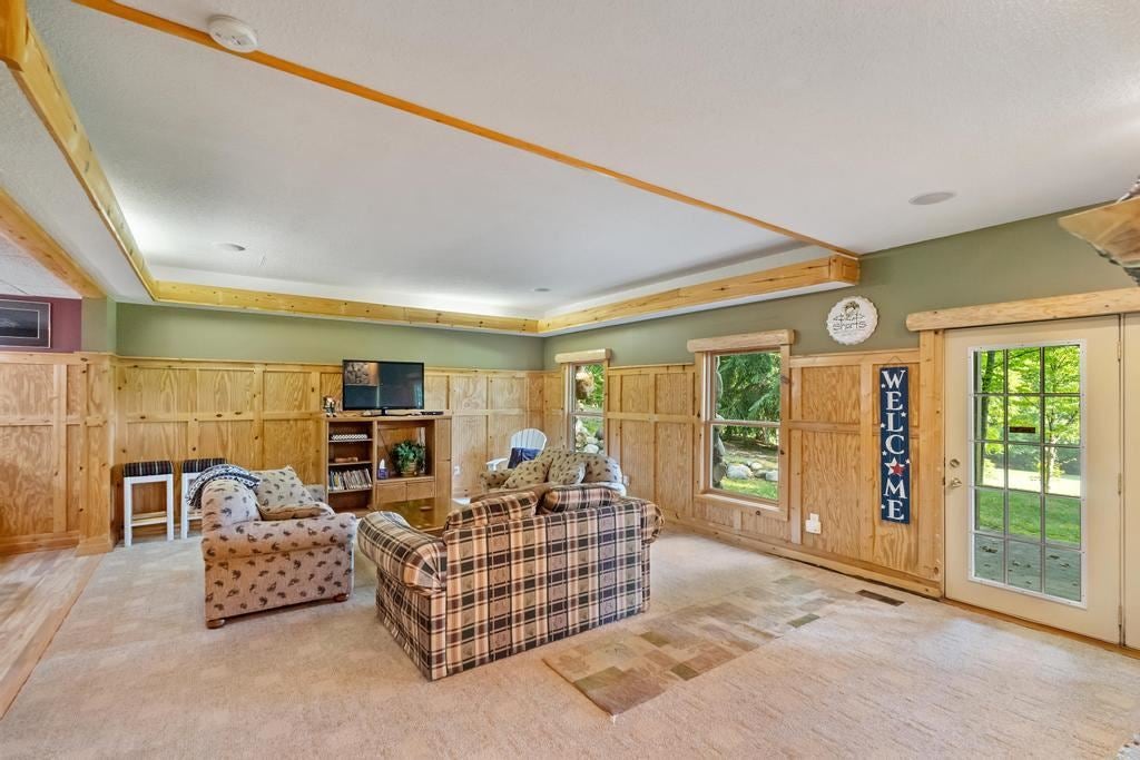 2658 Troon South