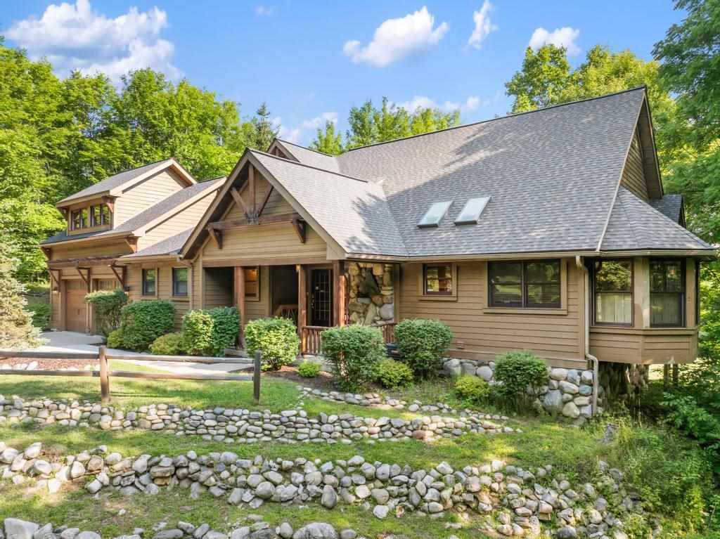 2658 Troon South