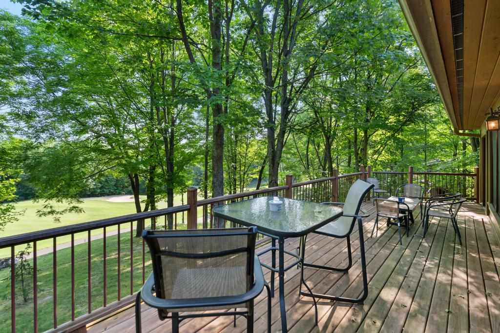 2658 Troon South