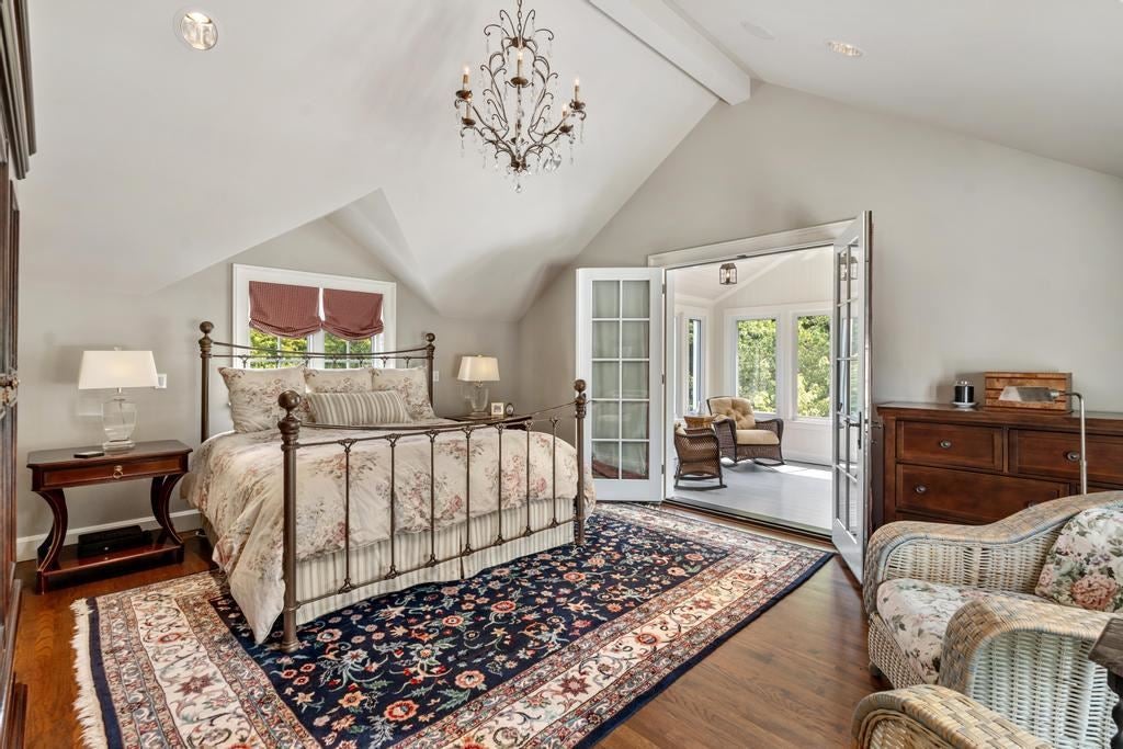 8111 Mulberry Lane