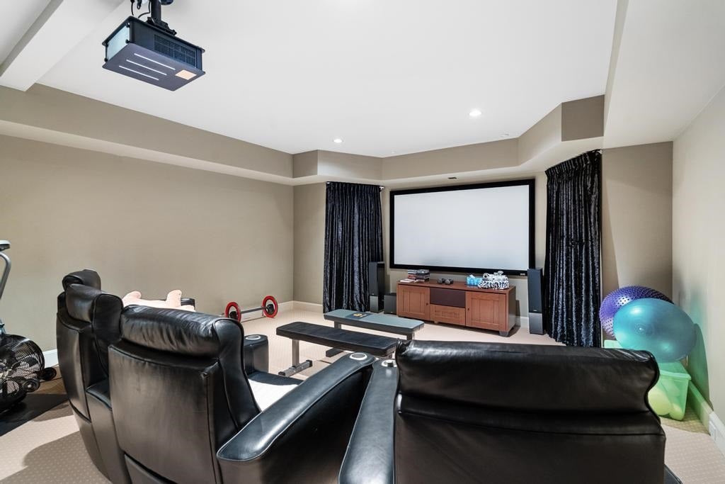 8111 Mulberry Lane