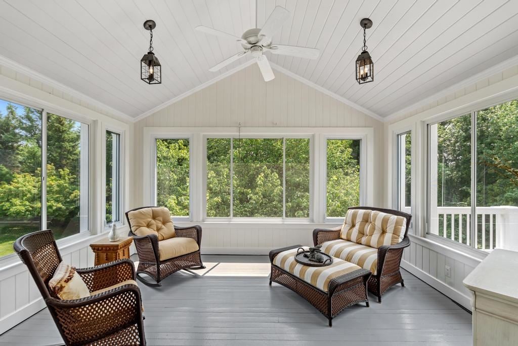 8111 Mulberry Lane
