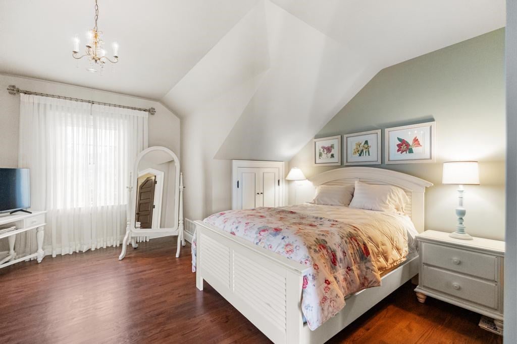 8111 Mulberry Lane