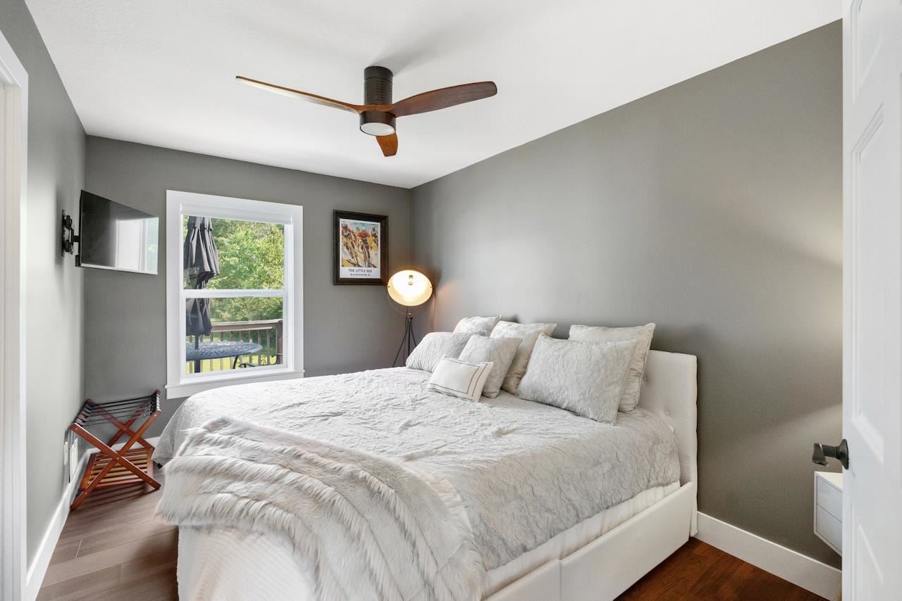 3899 Hiawatha Trail
