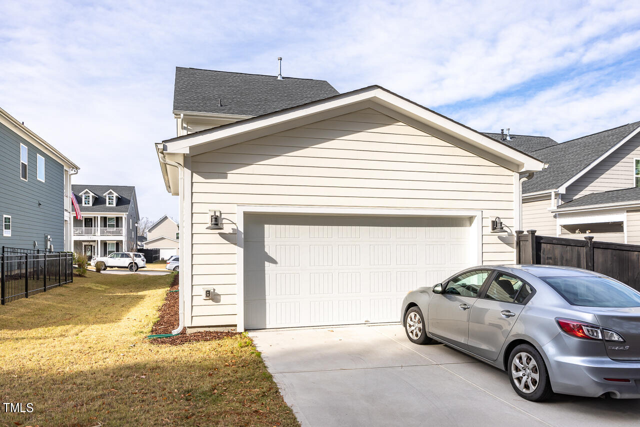 9008 Lee Brown Ridge Drive