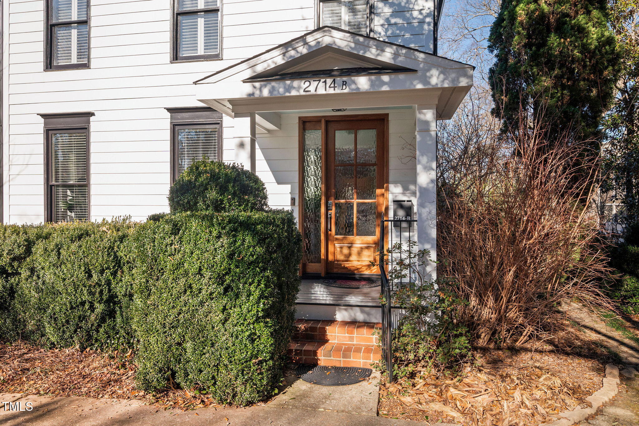 2714 B Clark Avenue