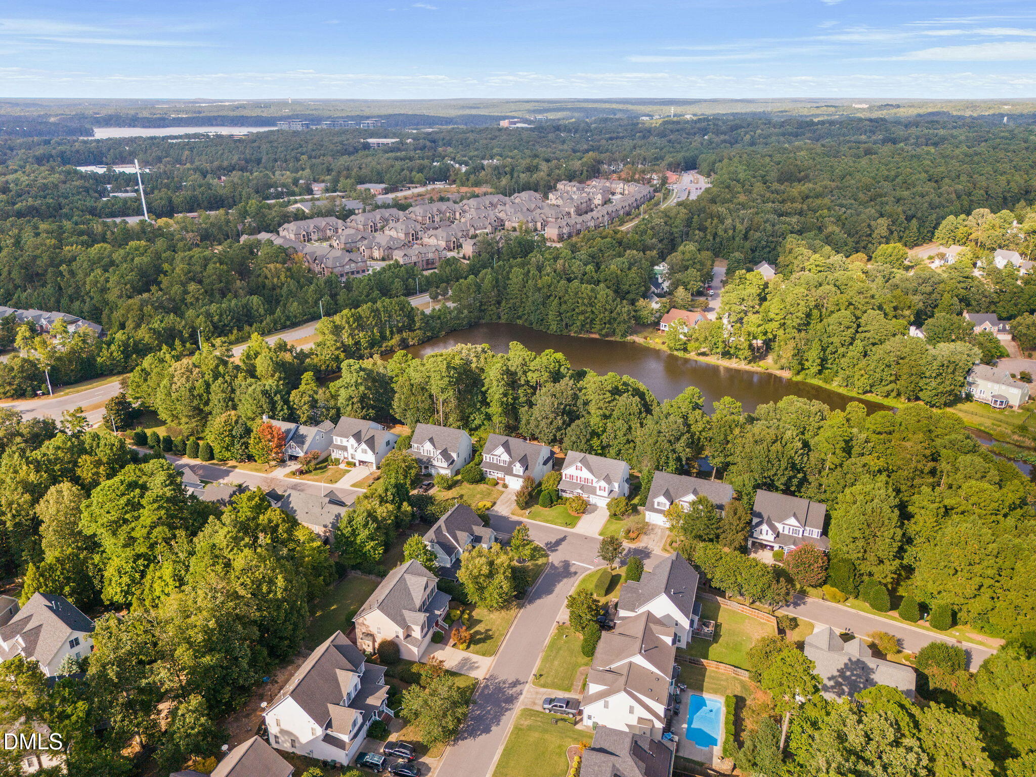 302 Peachtree Point Court