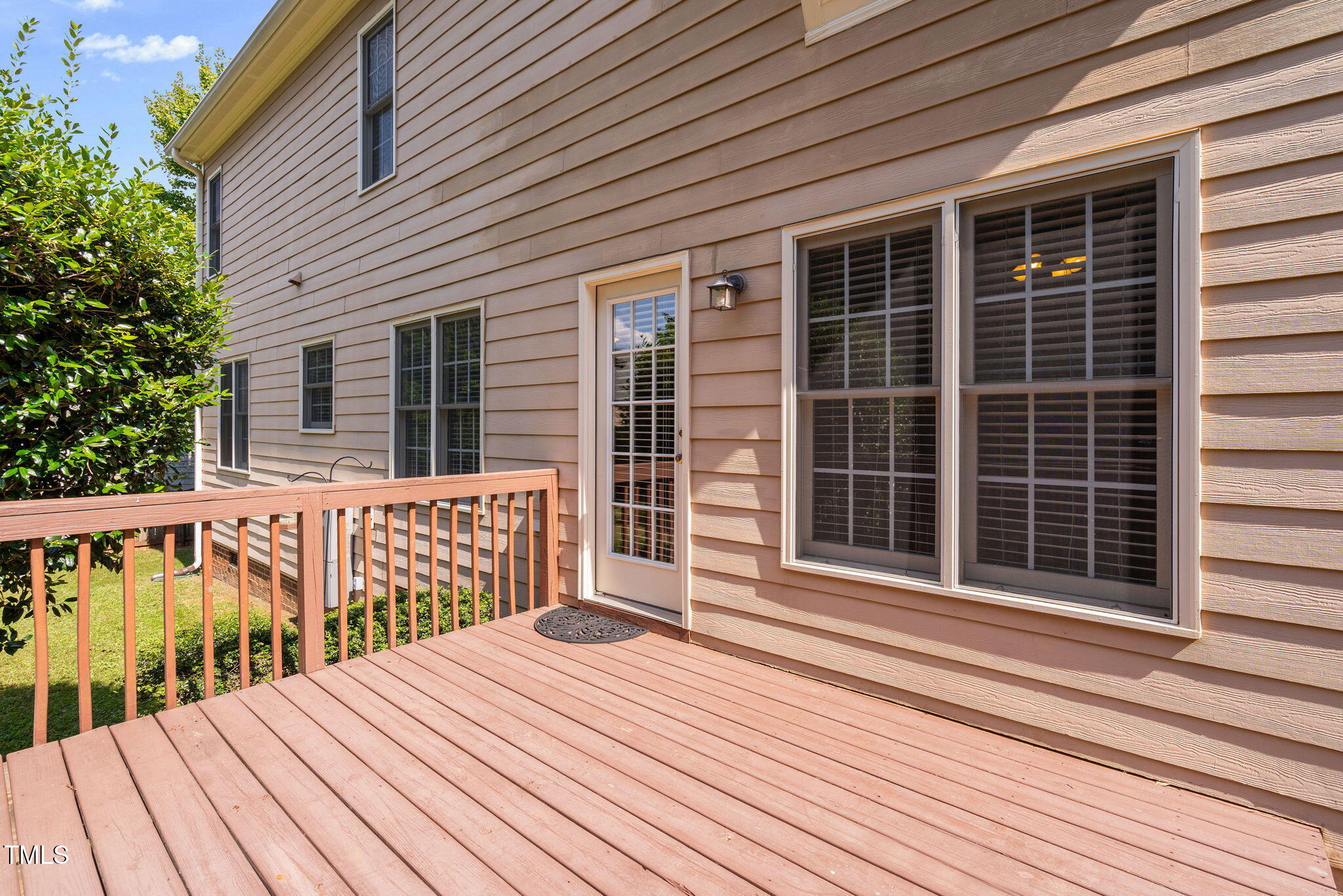 302 Peachtree Point Court