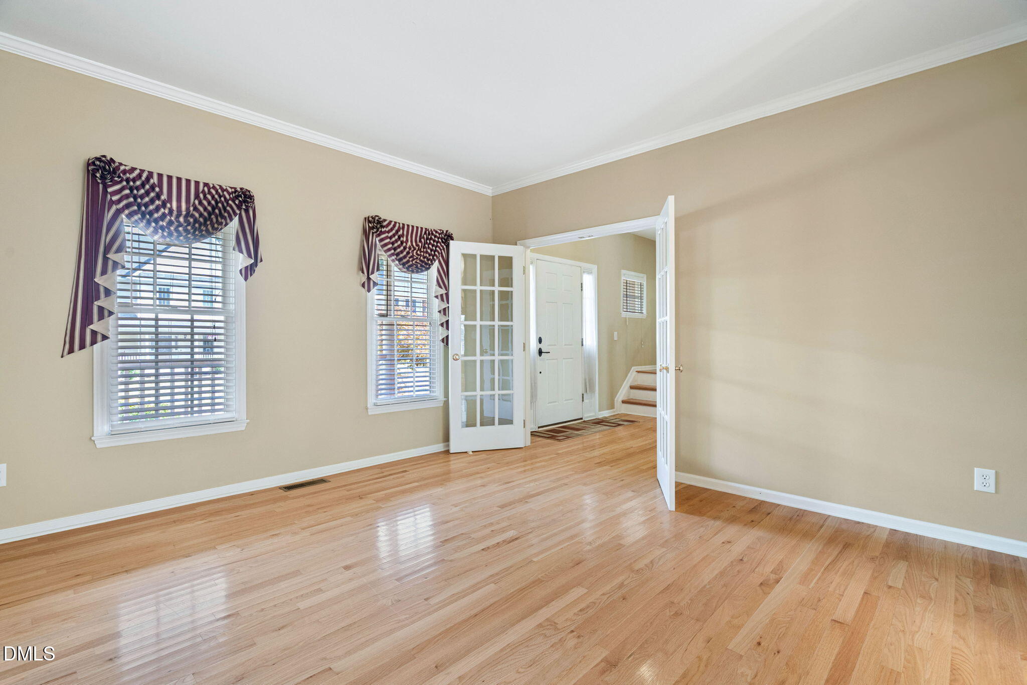 302 Peachtree Point Court