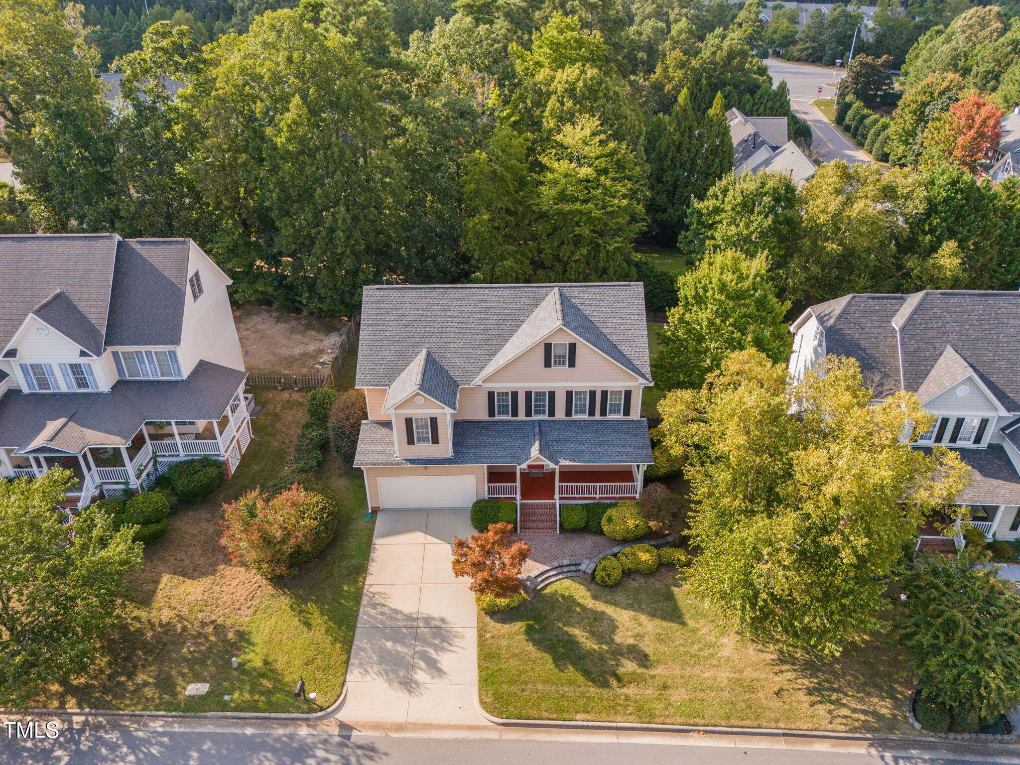 302 Peachtree Point Court