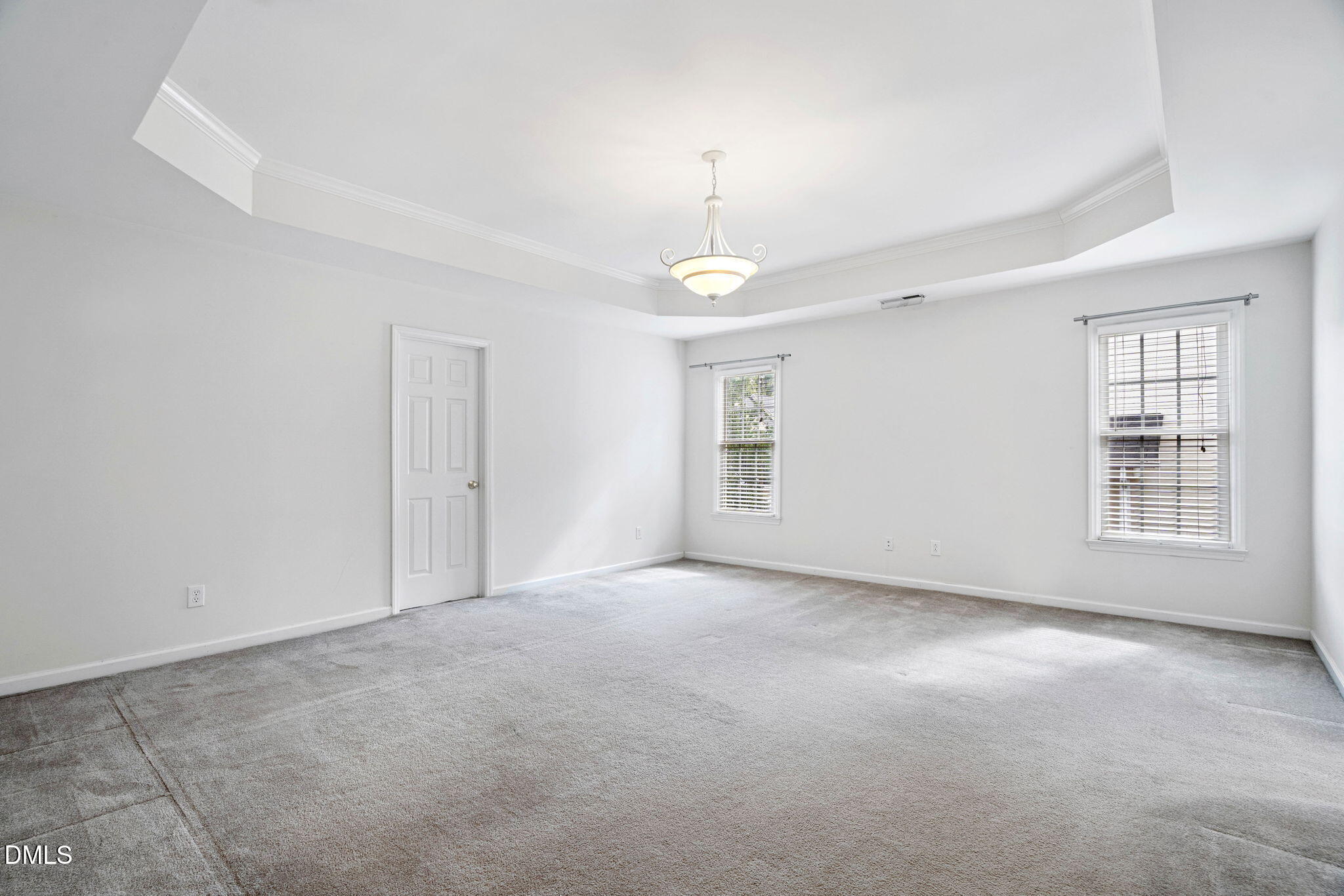 302 Peachtree Point Court