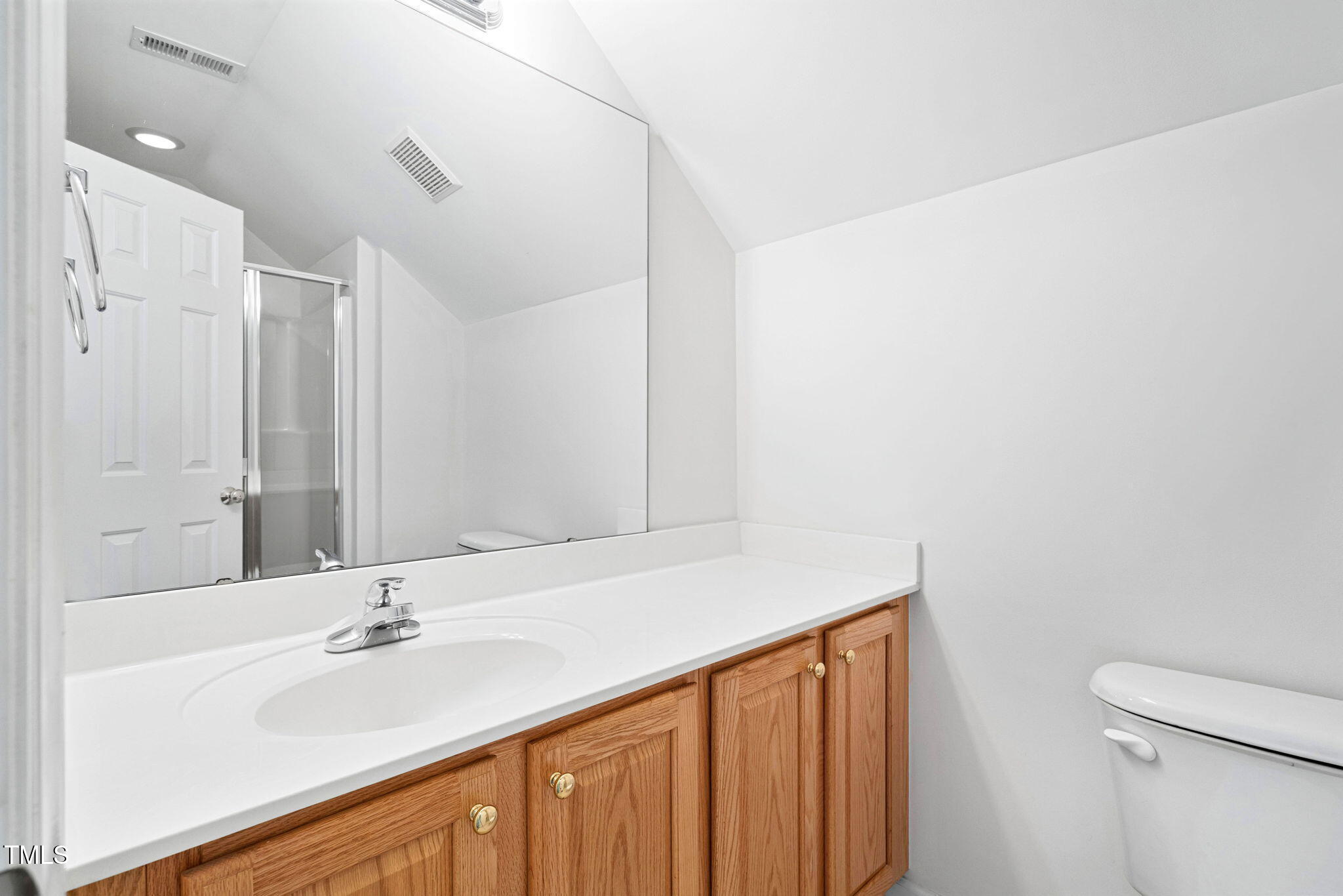 302 Peachtree Point Court