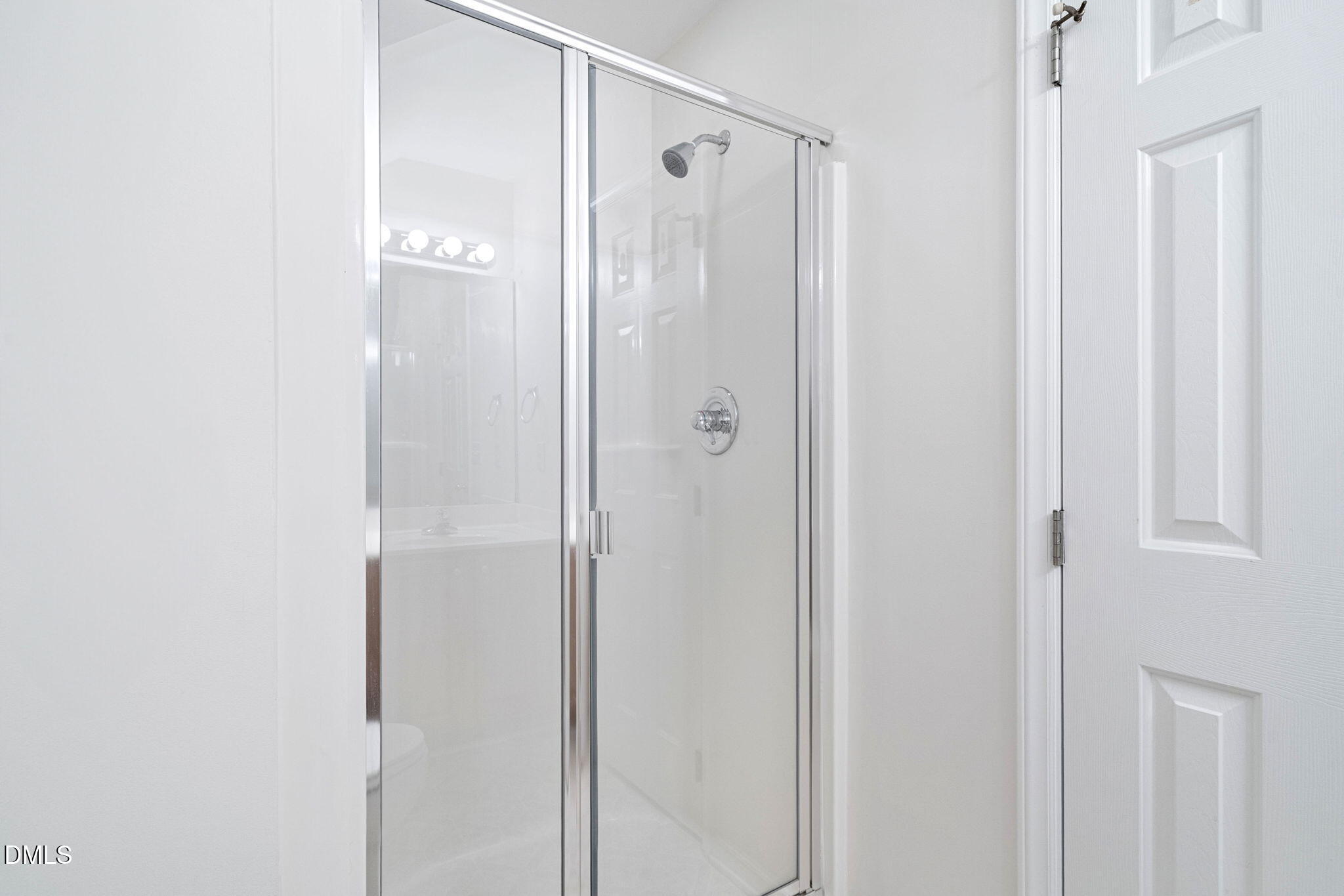 302 Peachtree Point Court