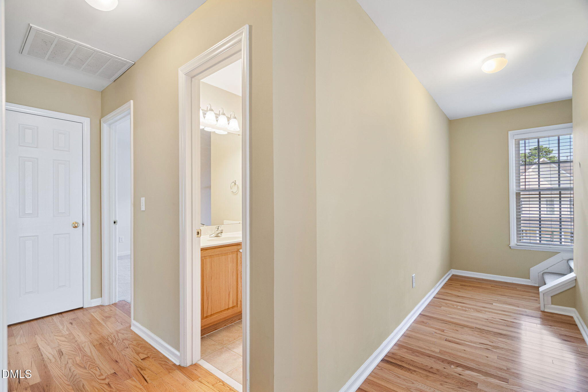 302 Peachtree Point Court