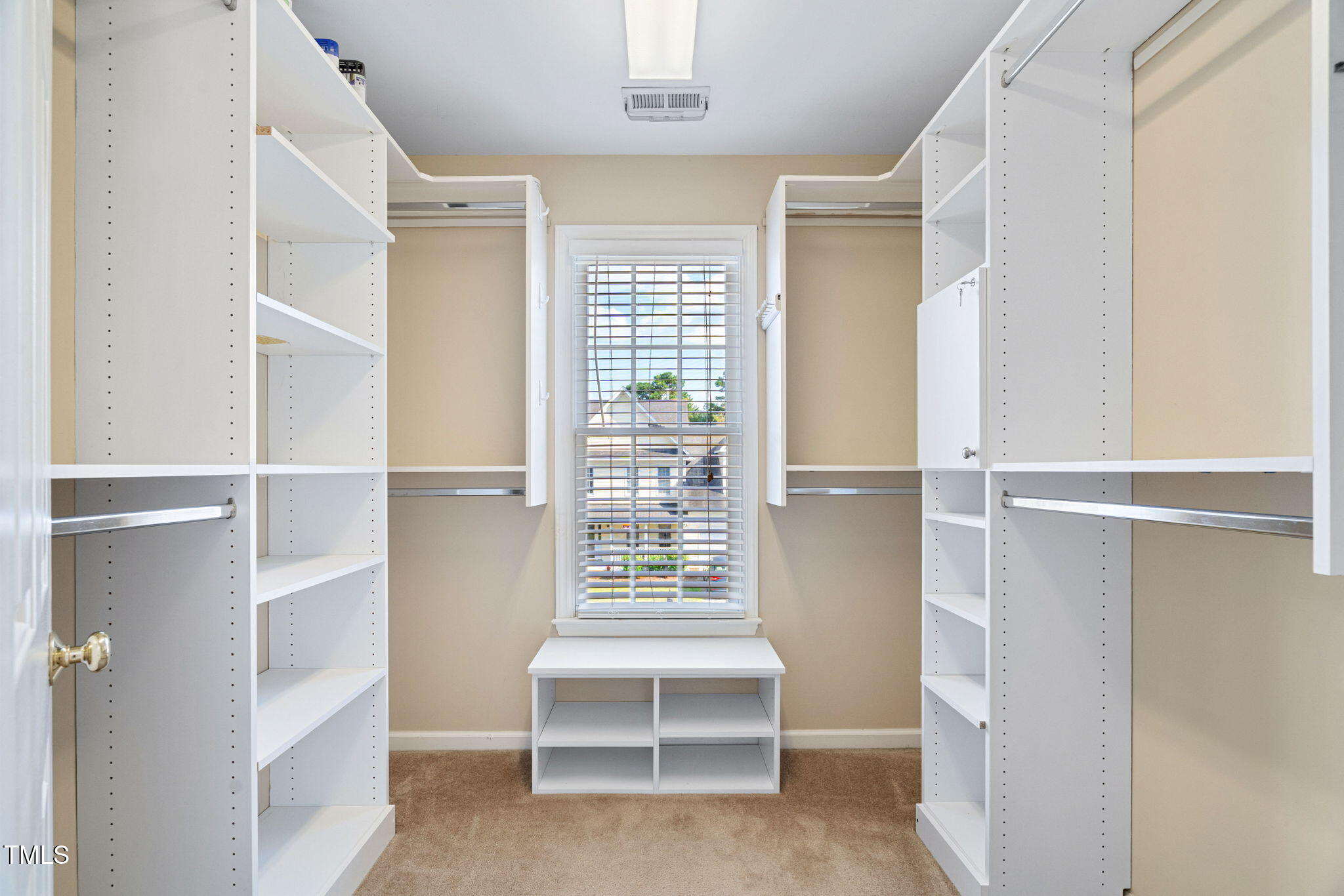 302 Peachtree Point Court