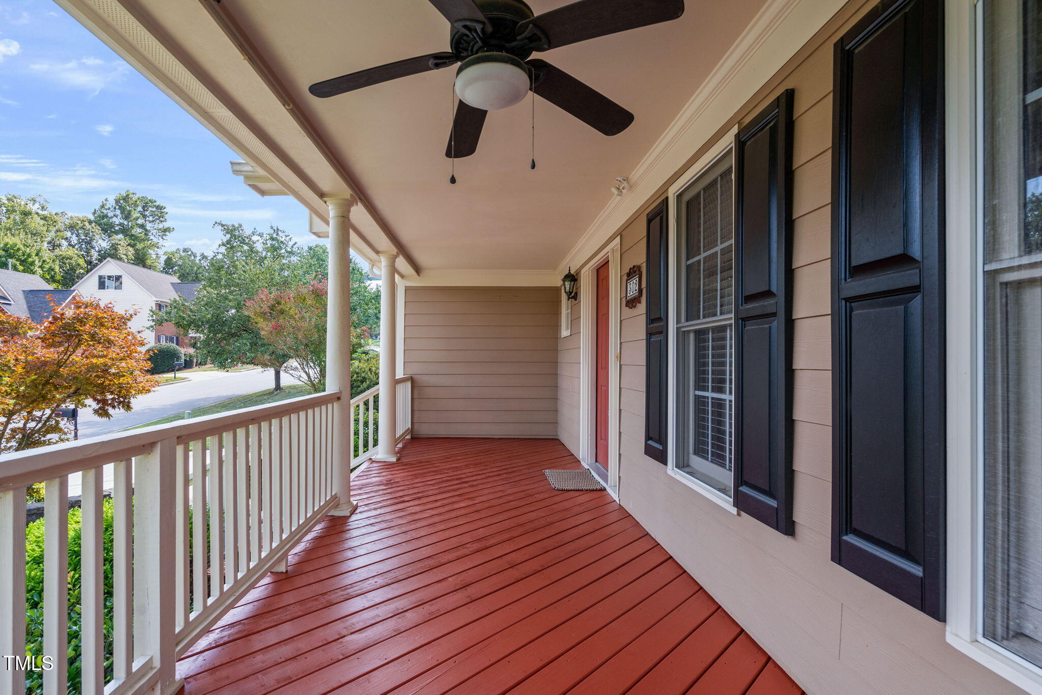 302 Peachtree Point Court