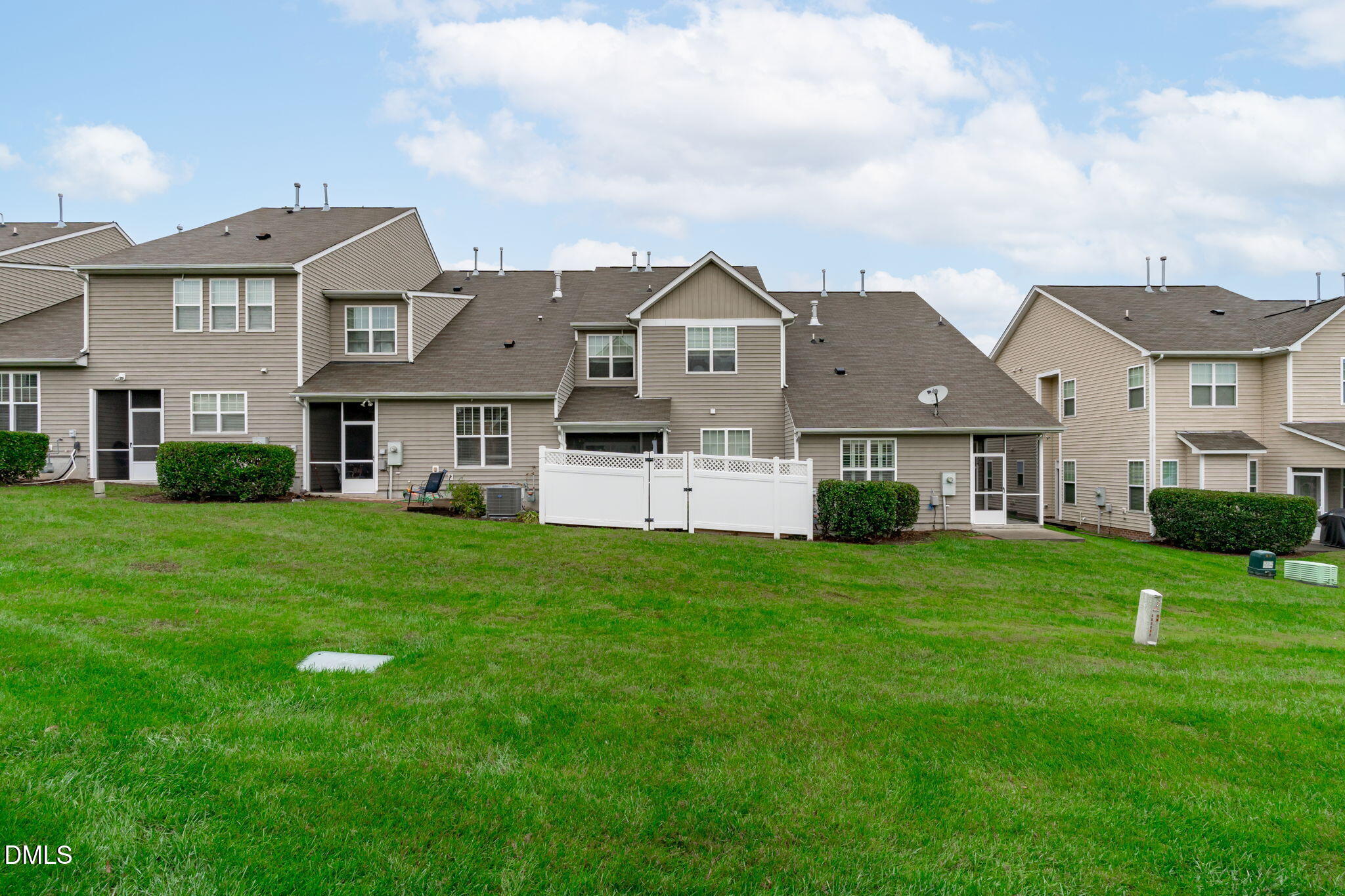 7224 Ladbrooke Street