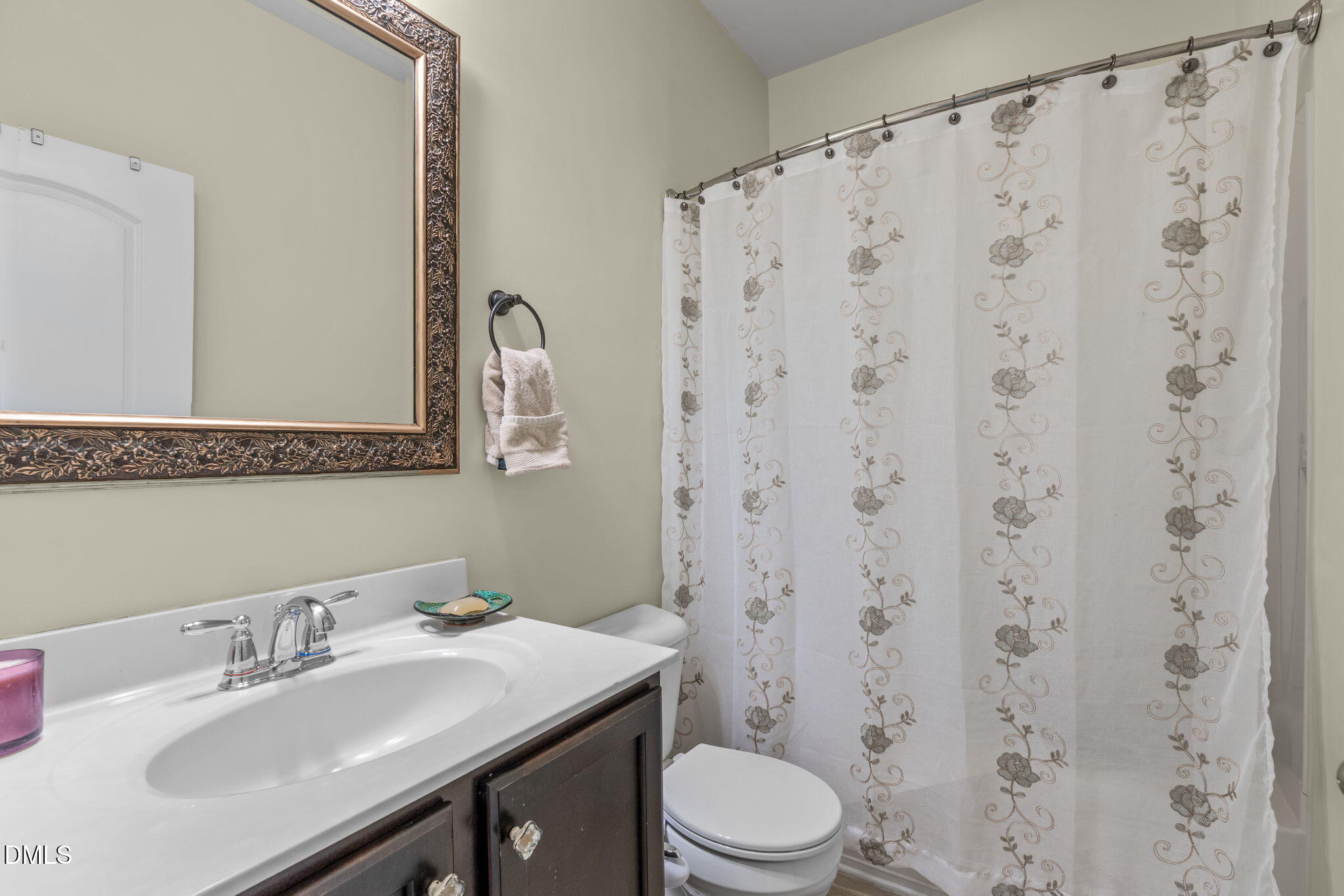 7224 Ladbrooke Street