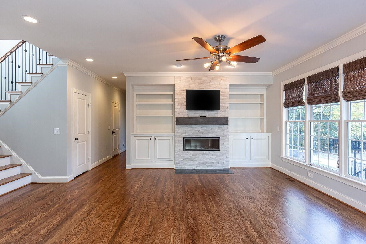 2420 Thurrock Drive