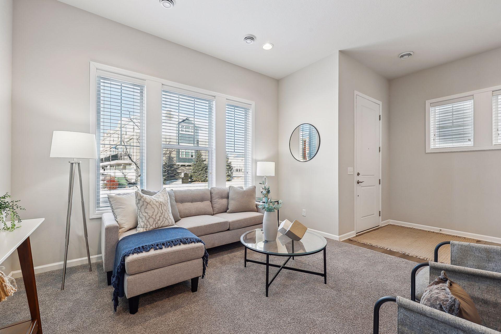 8194 Central Park Way N