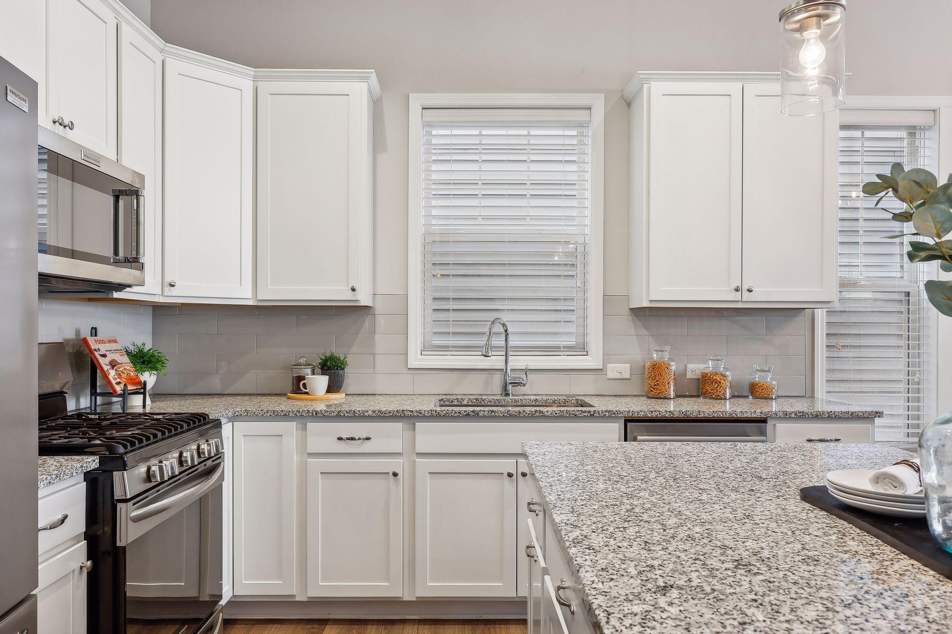 8194 Central Park Way N