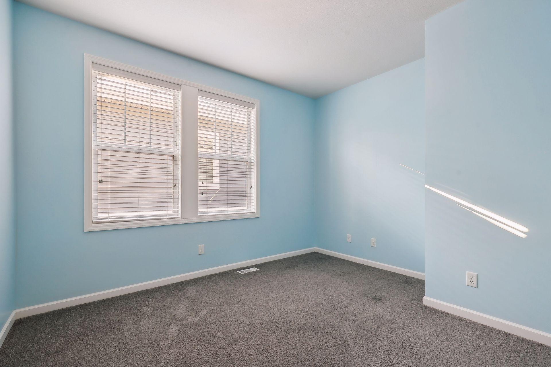 8194 Central Park Way N