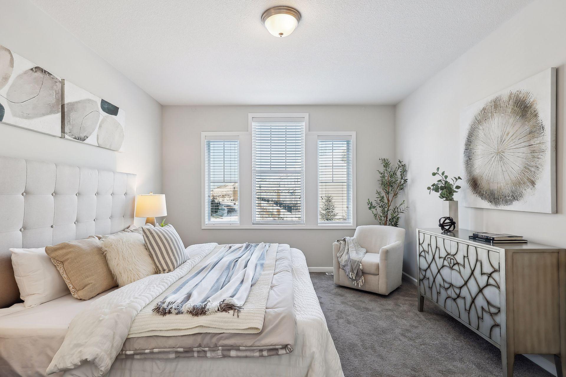 8194 Central Park Way N