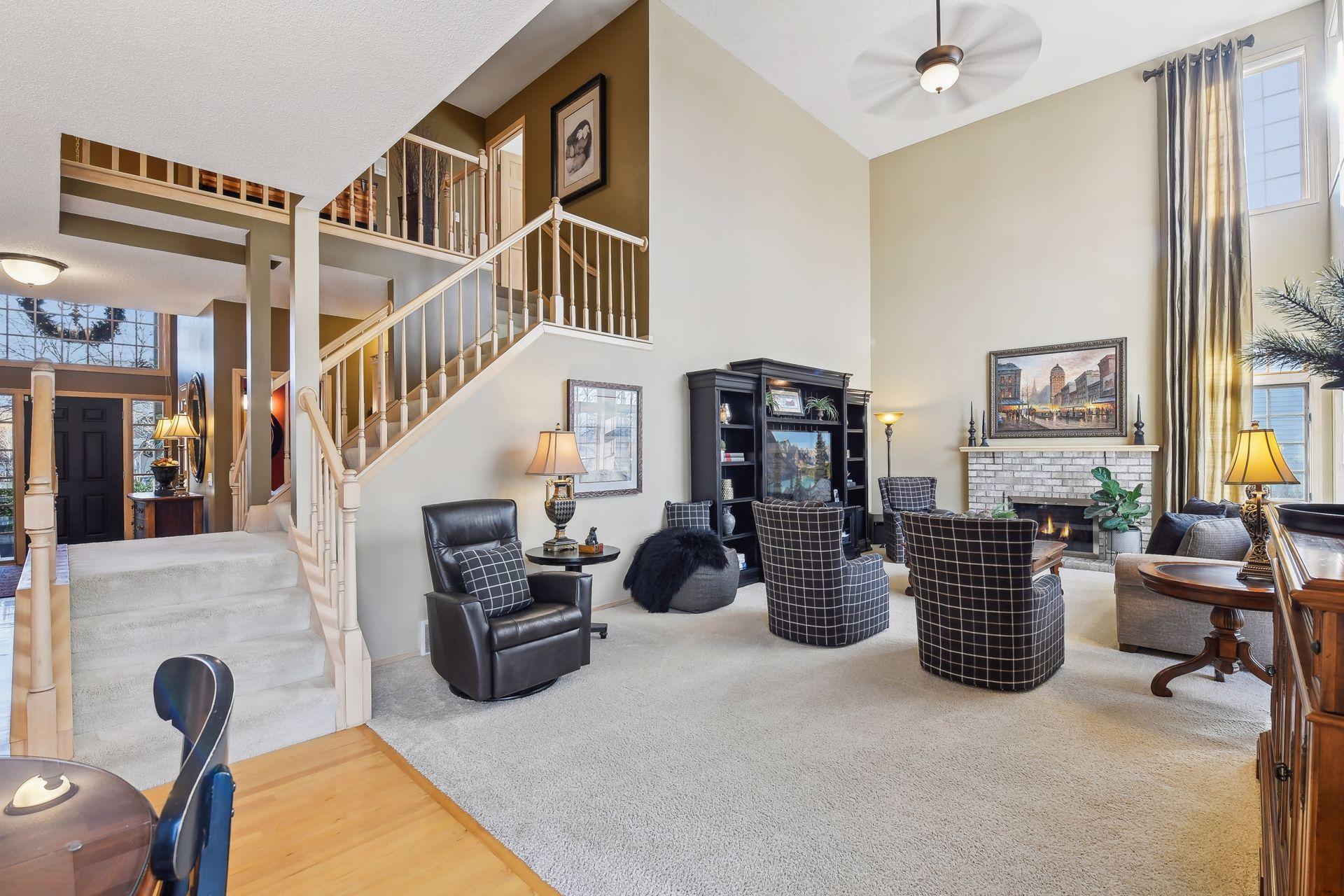 3445 Zircon Lane N