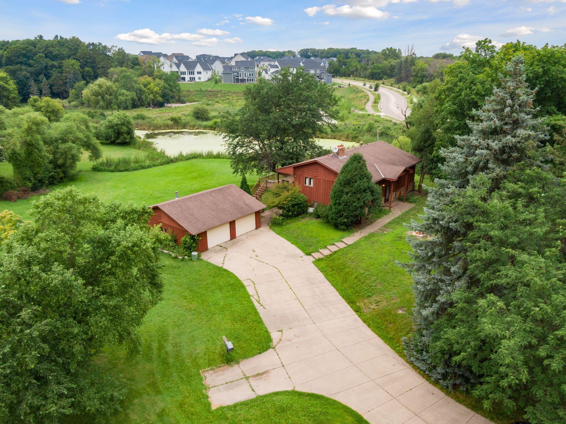 6225 Vicksburg Lane N