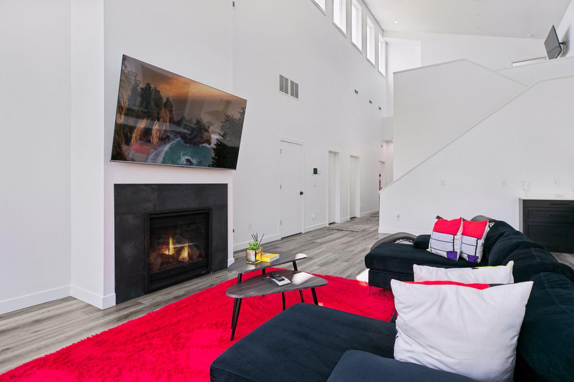 1021 Gardner Street E