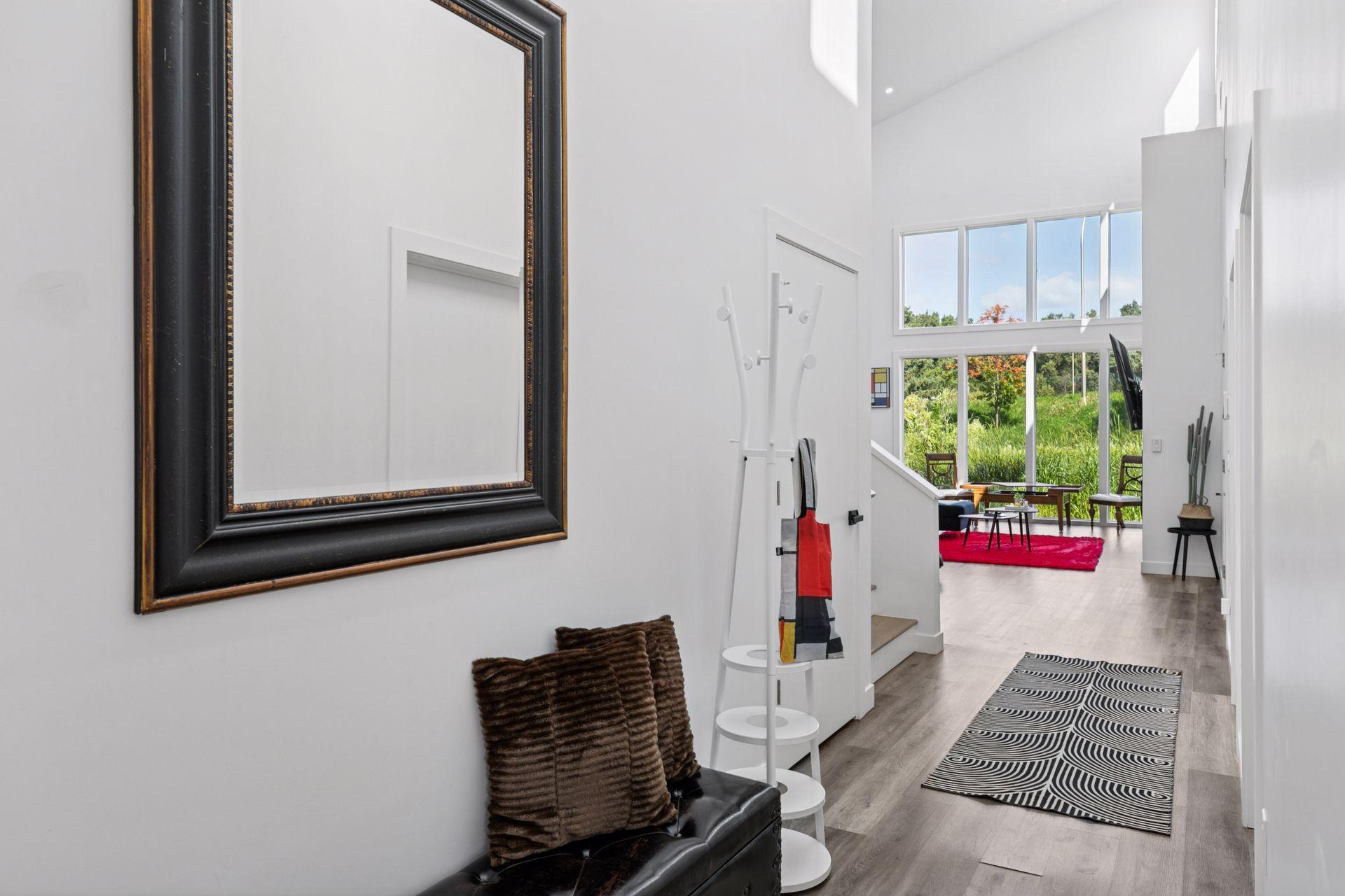 1021 Gardner Street E