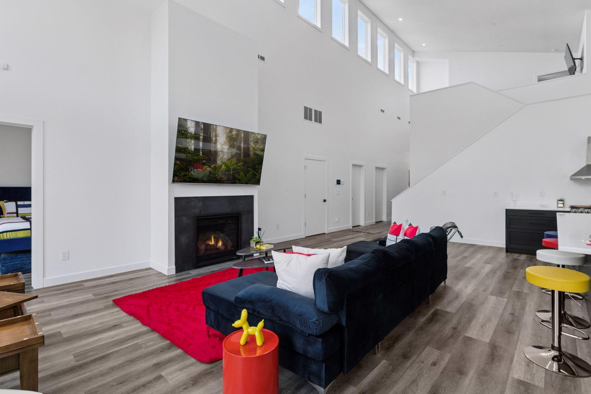 1021 Gardner Street E