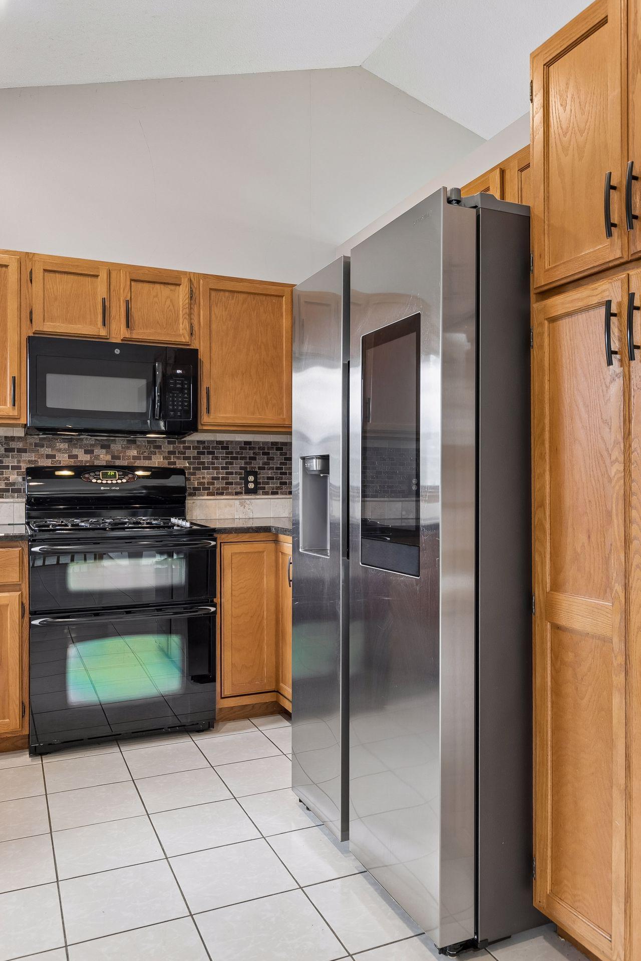 1325 Courtland E