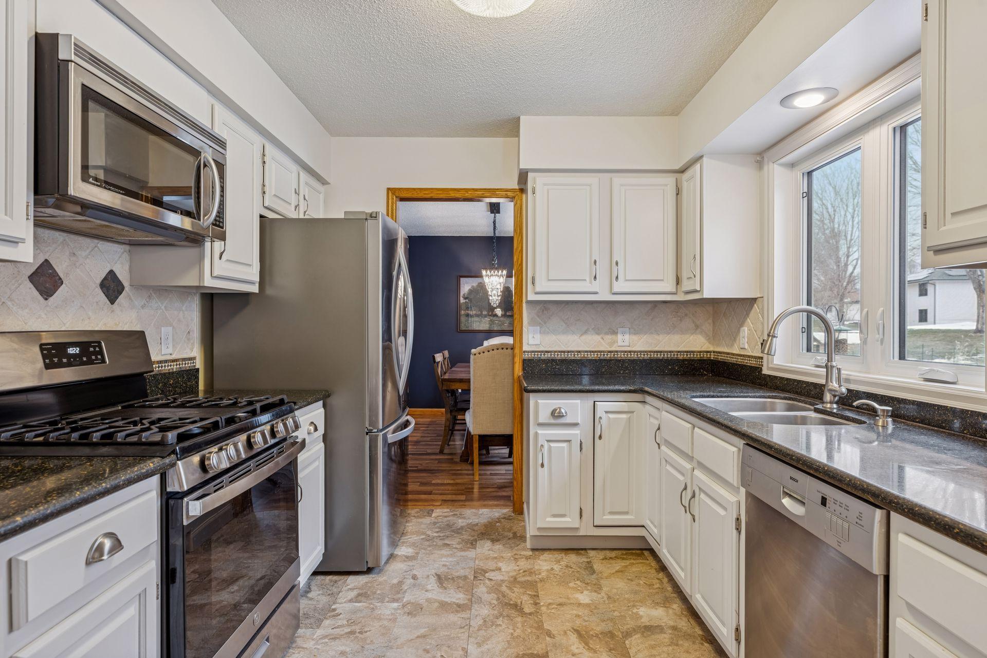 14997 Williamsburg Court