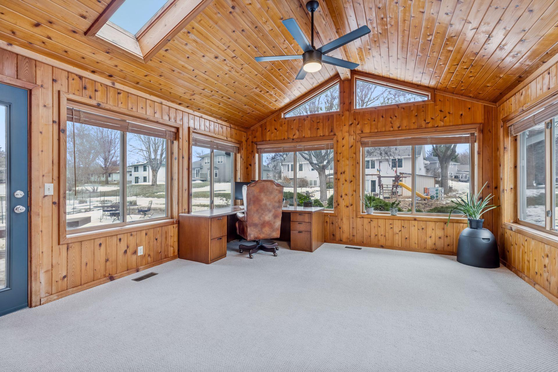 14997 Williamsburg Court