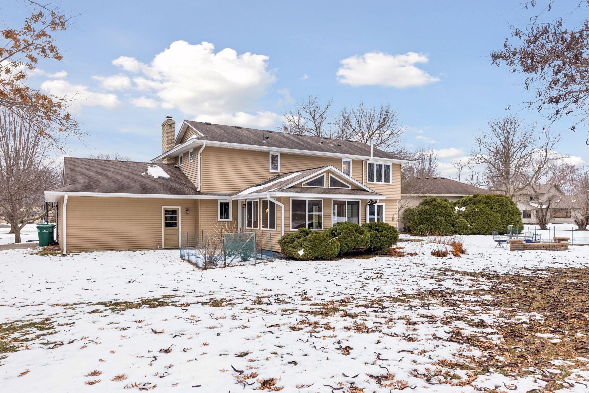 14997 Williamsburg Court