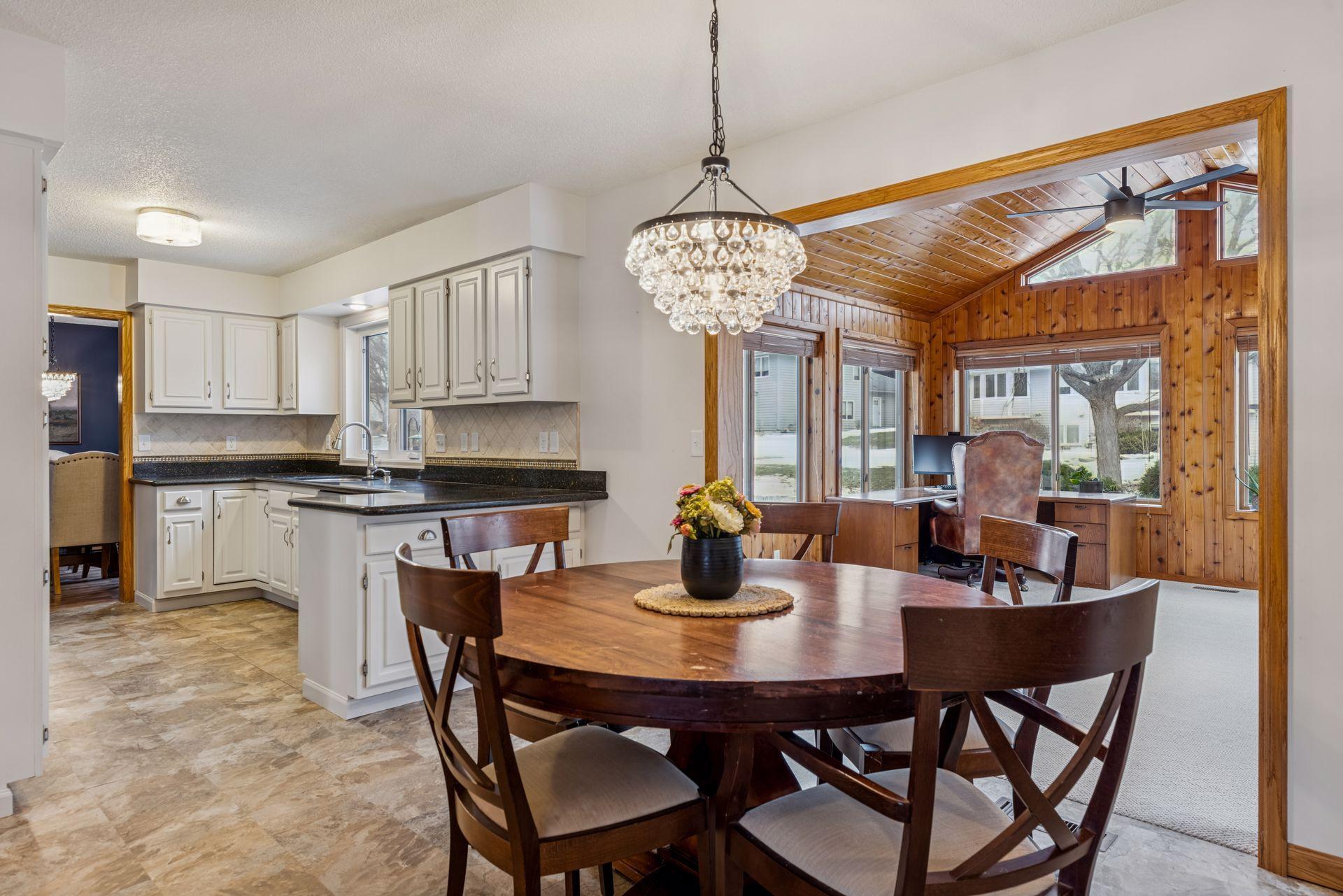 14997 Williamsburg Court