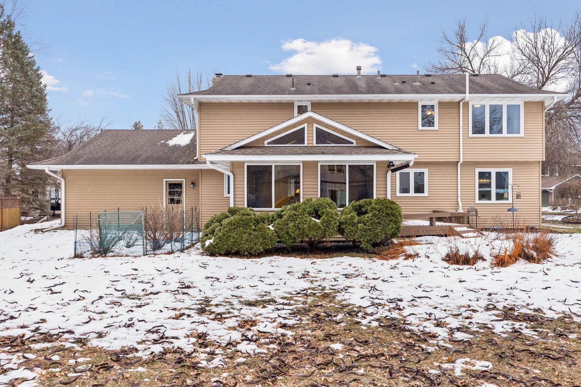 14997 Williamsburg Court