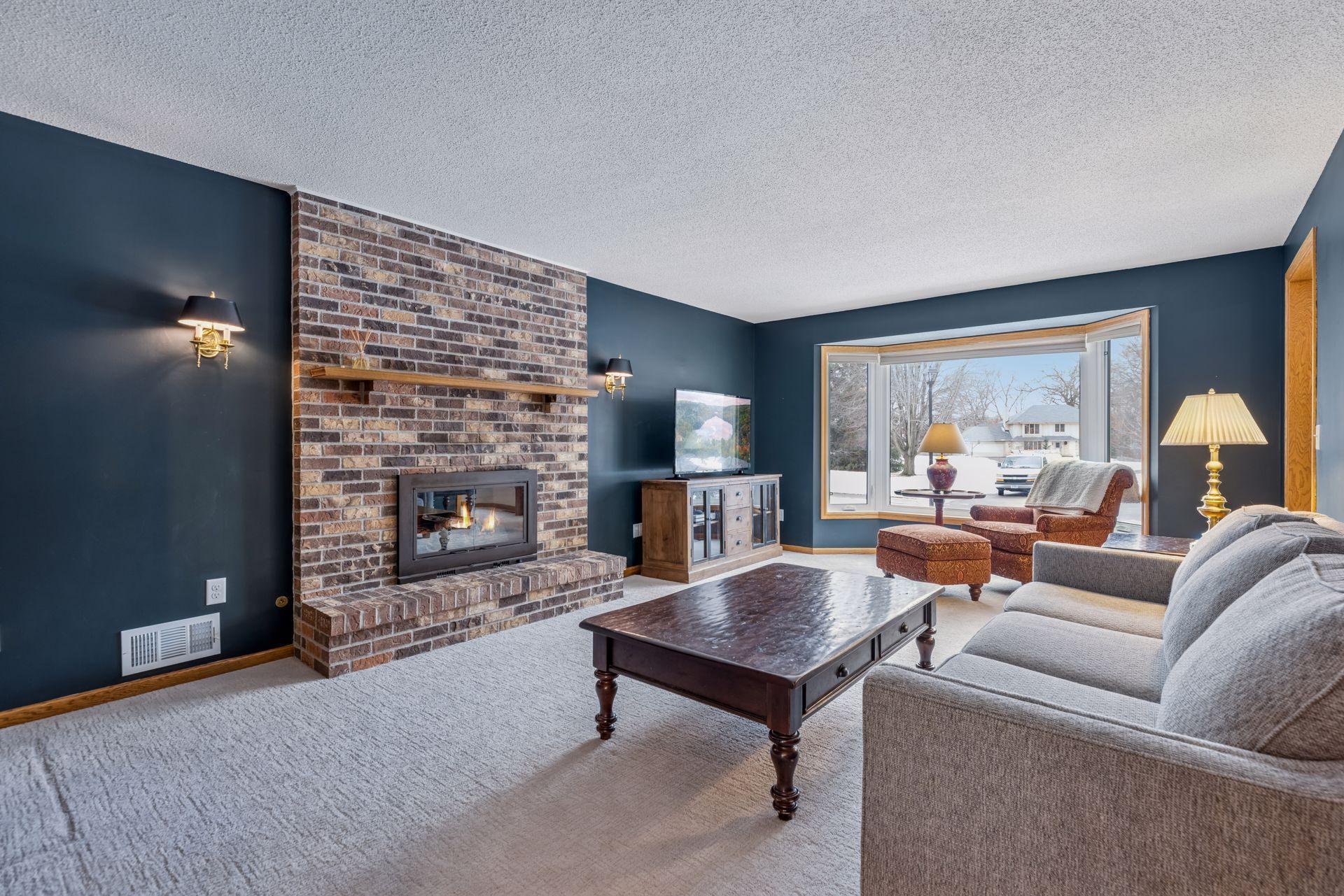 14997 Williamsburg Court