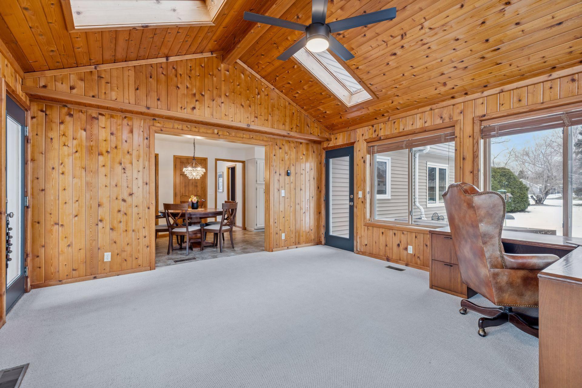 14997 Williamsburg Court