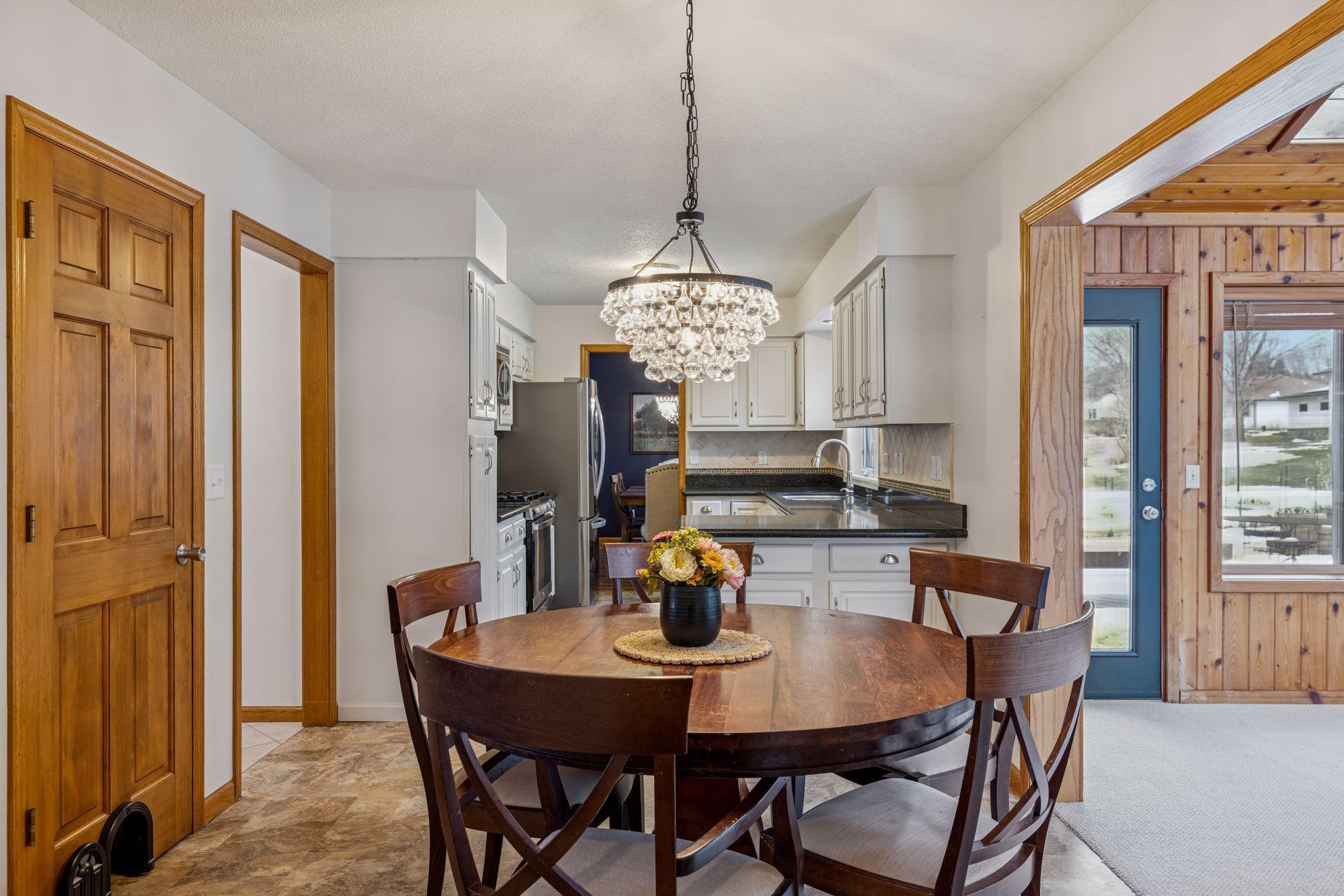 14997 Williamsburg Court